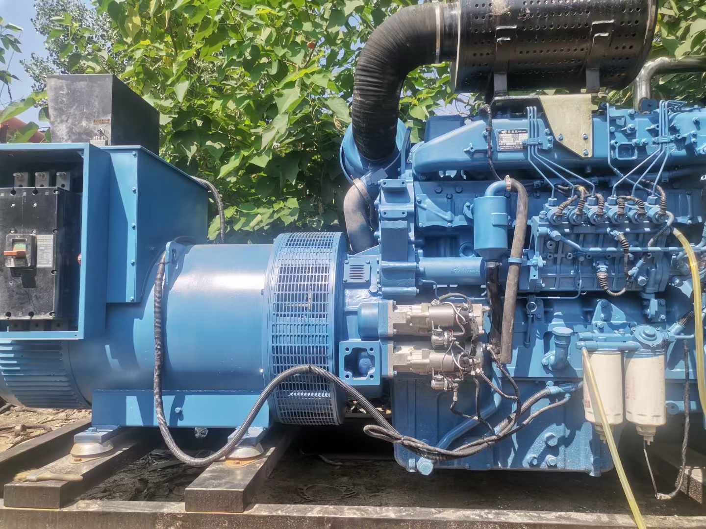 大田详细说明降低 800kW 柴油发电机输出电流波动的方法