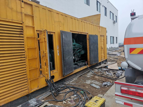 大田如何判断调压板增益参数的设置是否合理？