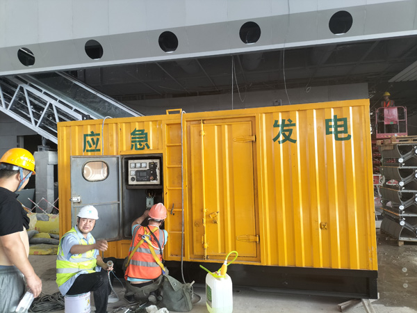 大田怎样判断空气滤清器是否需要更换？